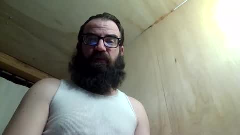 handywoody online show from February 18, 12:09 am