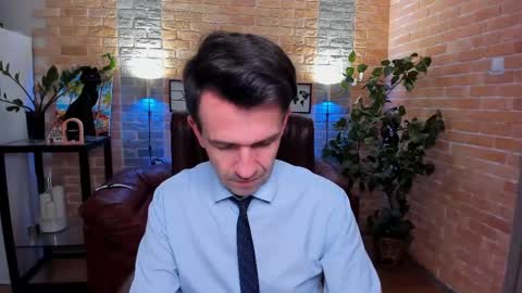 Steve online show from March 9, 2:10 pm