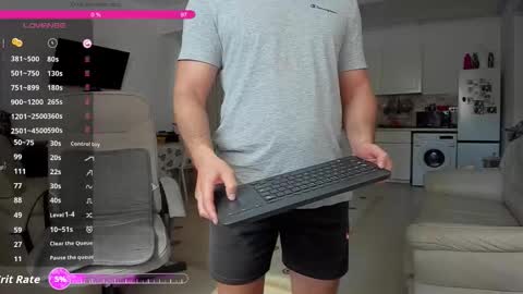 Snapshot of hard_chriss chatting on September 18, 7:43 am Hard Cock online show from September 18, 7:43 am