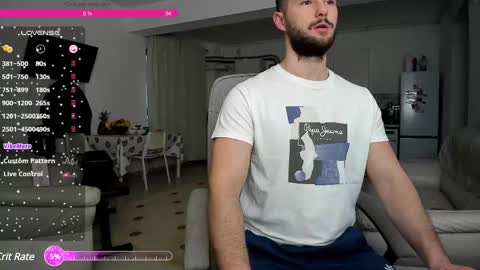 Snapshot of hard_chriss chatting on March 2, 5:33 am Hard Cock online show from March 2, 5:33 am