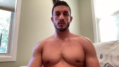 hard_runner_ online show from October 22, 2:43 pm