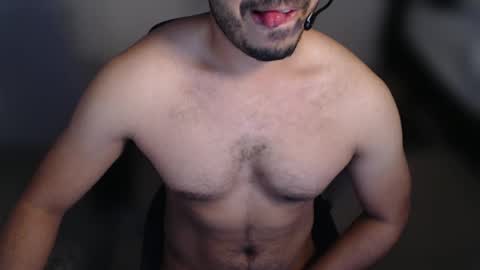 Snapshot of hardandhornyandbrown chatting on February 10, 9:58 am H online show from February 10, 9:58 am