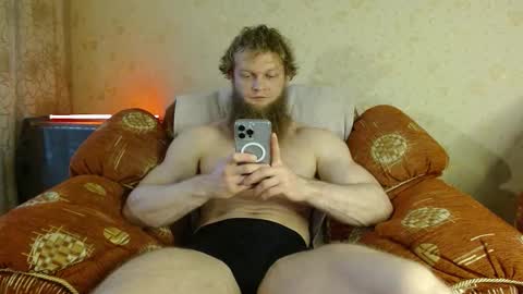 Valentino Hard online show from December 18, 9:16 am