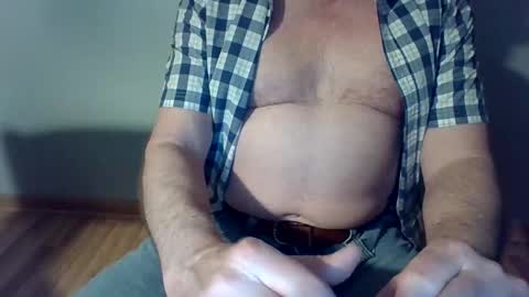 hardchicagoforzya online show from March 10, 5:33 am