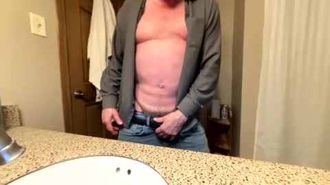 hardchicagoforzya online show from March 22, 10:09 am