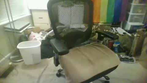 hardy online show from December 18, 5:58 am