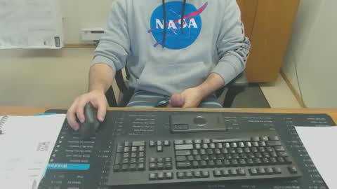 Snapshot of hardcumcanadian chatting on February 7, 11:34 pm hardcumcanadian online show from February 7, 11:34 pm