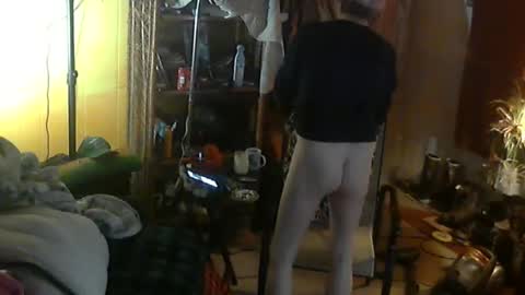 john nobles online show from February 12, 1:33 am