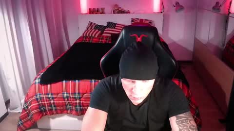 MATTSTEEL - ITALIAN STALLION online show from January 20, 12:25 am