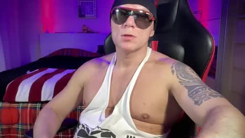 MATTSTEEL - ITALIAN STALLION online show from March 9, 1:04 am