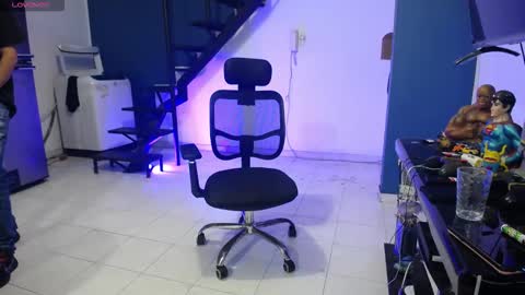 Andres Dean online show from February 19, 11:45 pm