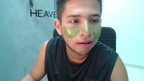 harold_18_ online show from February 12, 6:58 pm