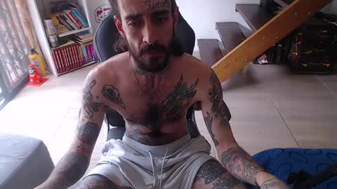 OMAR online show from December 31, 6:46 pm