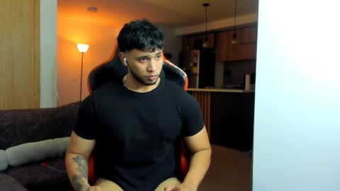 Harry Zandes online show from April 21, 1:42 am