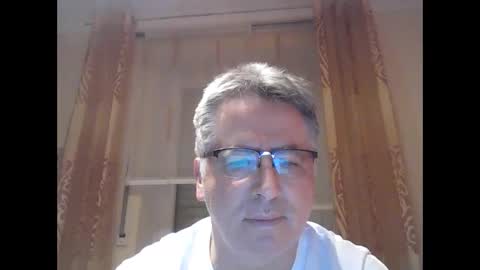 Snapshot of hartl67 chatting on December 30, 5:02 pm hartl67 online show from December 30, 5:02 pm