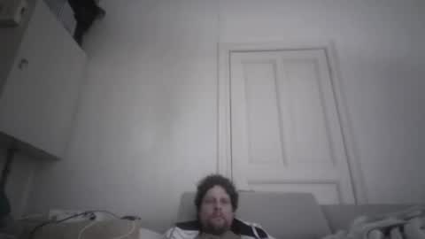 Iejten online show from April 4, 6:27 pm