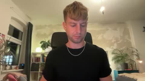 Snapshot of heikhoe chatting on September 24, 7:01 pm Heikhoe online show from September 24, 7:01 pm