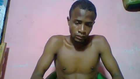 Snapshot of henriotflavien20 chatting on March 3, 5:40 am Adrian Honey online show from March 3, 5:40 am