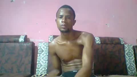 Snapshot of henriotflavien20 chatting on December 19, 8:34 pm Adrian Honey online show from December 19, 8:34 pm