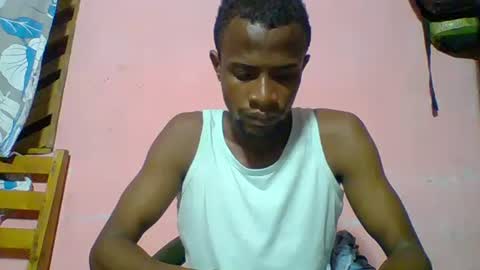 Snapshot of henriotflavien20 chatting on March 11, 3:48 am Adrian Honey online show from March 11, 3:48 am