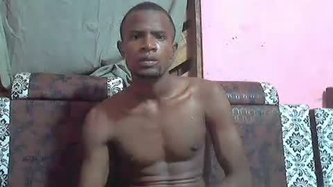 Snapshot of henriotflavien20 chatting on December 7, 6:37 pm Adrian Honey online show from December 7, 6:37 pm