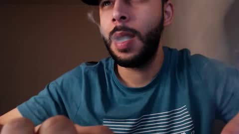 Snapshot of henryaxe chatting on October 7, 11:14 am HenryAxe online show from October 7, 11:14 am