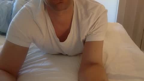 Henryhipster  sub  spank useme new Europe Twink kiss first fit kinky naughty online show from April 8, 3:21 pm