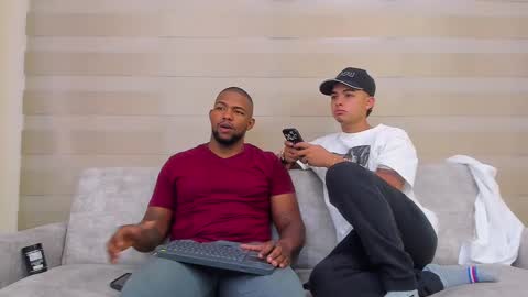 heteros men online show from March 11, 7:47 pm