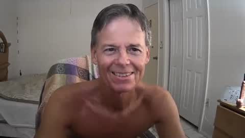 hewes1 online show from September 29, 6:59 pm