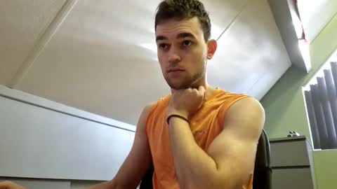 Snapshot of hi_felix chatting on October 24, 3:25 pm   online show from October 24, 3:25 pm
