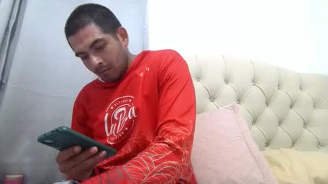 Snapshot of himoreno97 chatting on September 30, 2:18 am Hi moreno online show from September 30, 2:18 am