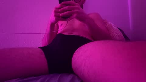 YNGdaggerdick online show from February 9, 11:15 pm