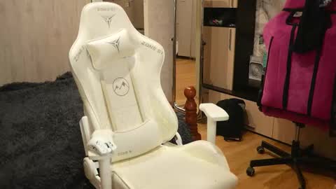 Mike online show from October 25, 7:48 pm