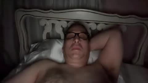 honey_man14 online show from December 3, 10:07 pm