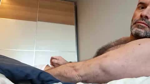 honeydaddyforyou online show from March 12, 7:49 am