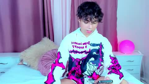 honeymoon_sariel online show from February 27, 8:41 pm