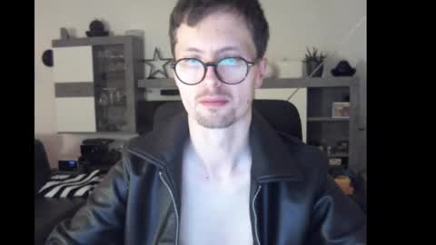 horny_sexy_1 online show from October 28, 10:45 pm