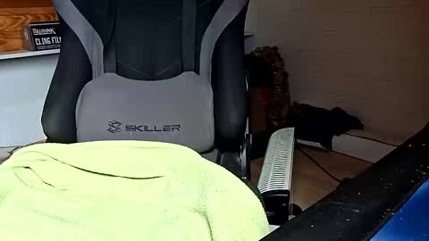 hornyandopenminded online show from November 17, 1:14 pm