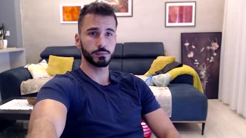 hornyasfuckk33 online show from October 31, 11:24 am