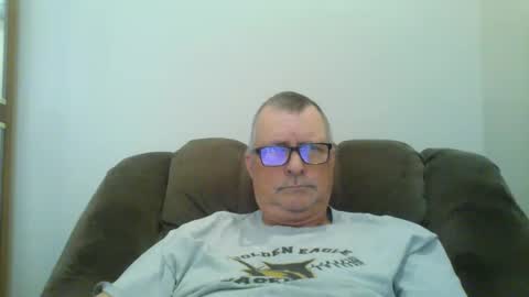 Snapshot of hot4tightholes chatting on January 13, 3:47 pm hot4tightholes online show from January 13, 3:47 pm