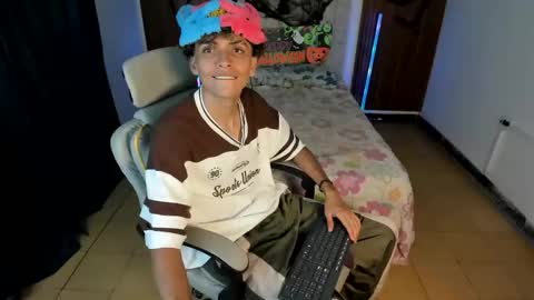 hot bunny online show from November 2, 3:00 am