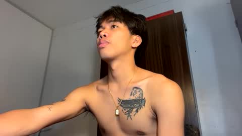 hot_kianxx online show from December 14, 6:31 am