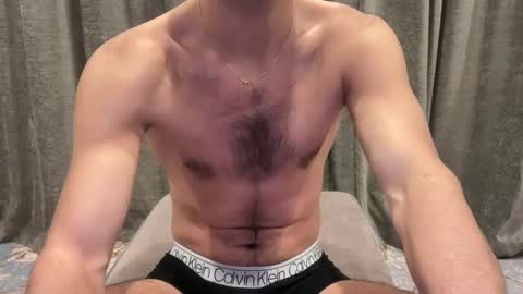 Snapshot of hot_men_athlete chatting on January 4, 10:49 am hot_men_athlete online show from January 4, 10:49 am