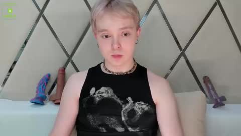 hot_twinkboy online show from February 9, 3:56 pm