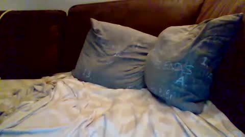 hotboy381 online show from December 31, 6:35 pm