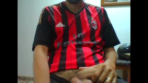 hotdragon19771 online show from January 3, 10:40 pm