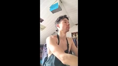 hotfabian93 online show from April 24, 9:11 am