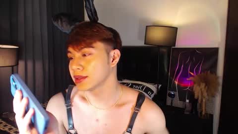 Snapshot of hotfucker_drei chatting on October 7, 11:14 am hotfucker_drei online show from October 7, 11:14 am