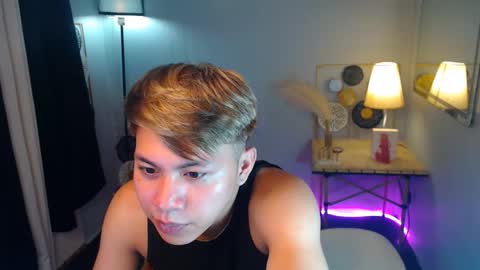 Snapshot of hotfucker_drei chatting on September 24, 7:51 am hotfucker_drei online show from September 24, 7:51 am