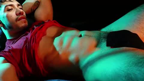 Hotlatinking online show from October 14, 9:33 pm